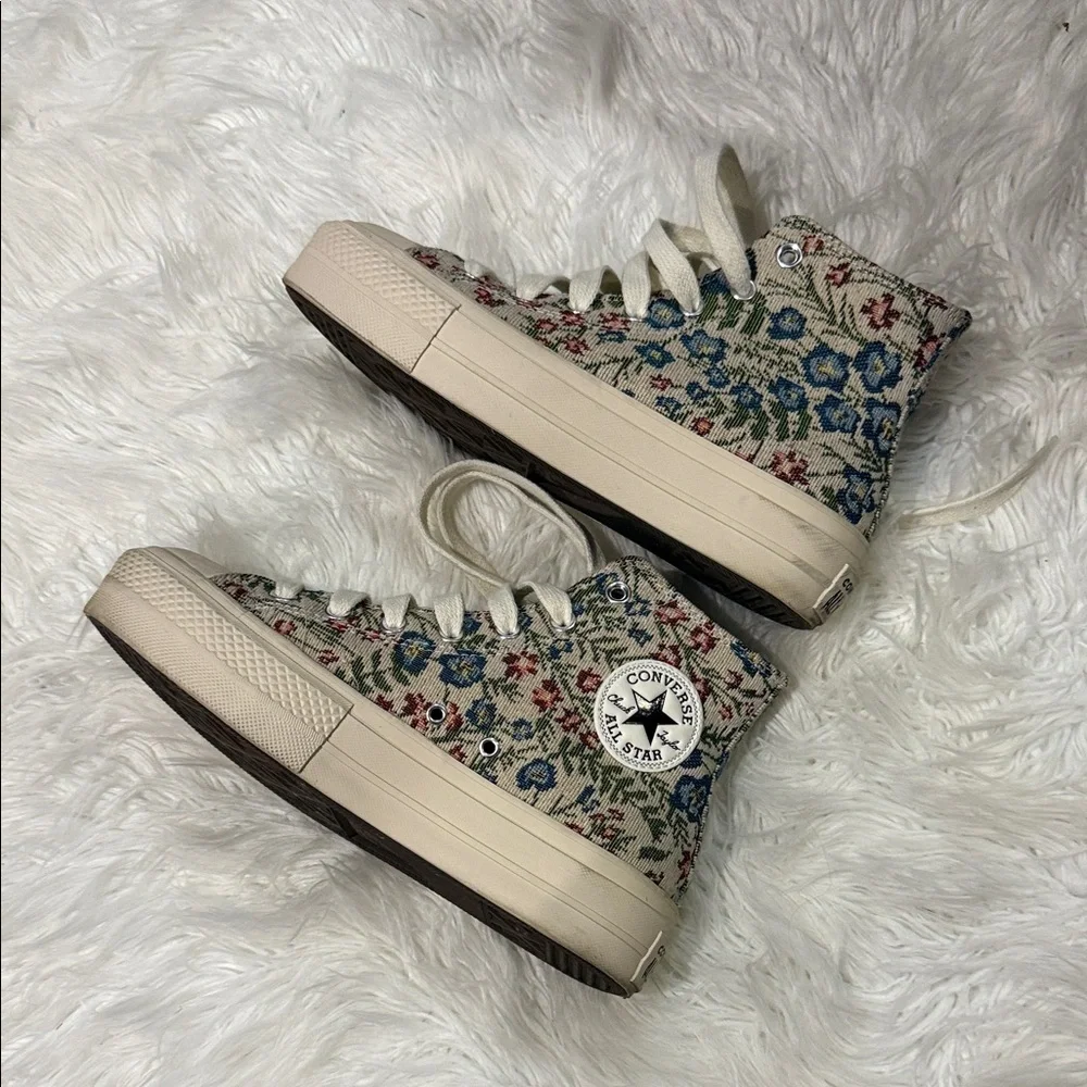 Converse Floral Jacquard High-Top Sneakers - Cream and Blue - Picture 3 of 4